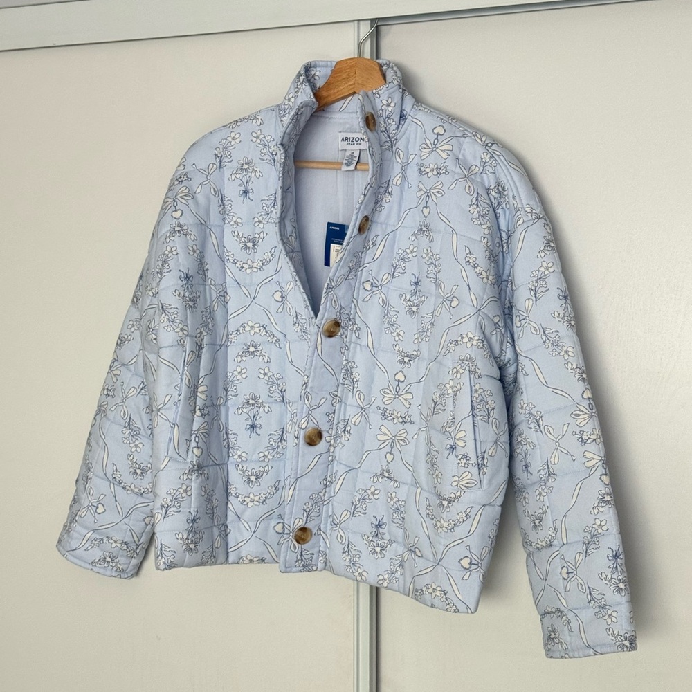 NEW! Arizona Jean Company Pale Blue Top